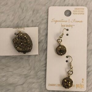 Womens Gold Druzy Quartz Pendant and Earrings. NEW
